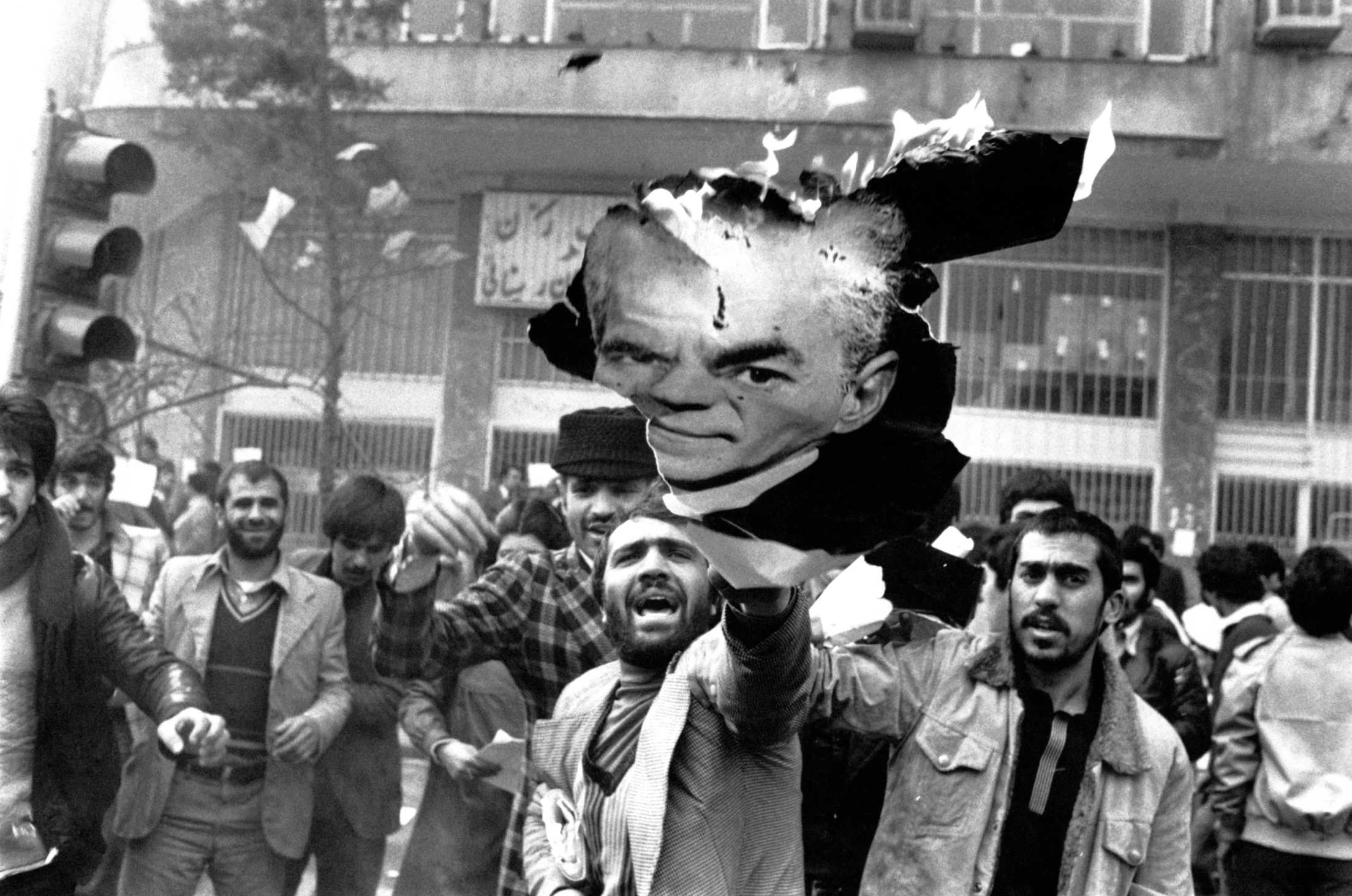 протести в Тегерані