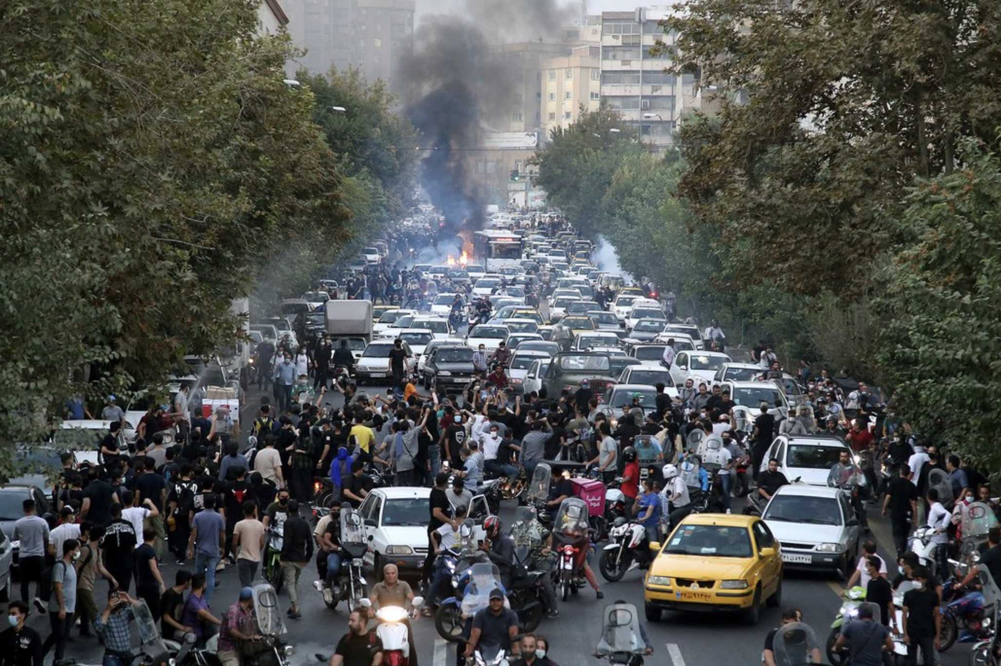 протест в Тегерані