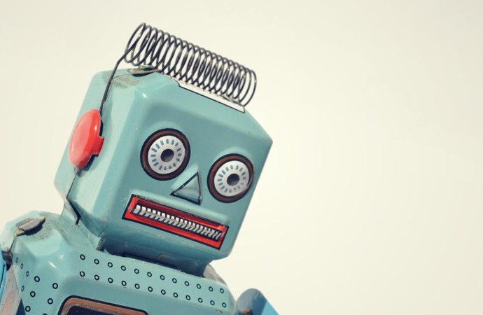 Автоматизація та нерівність: рецензія на «Пришестя роботів»
