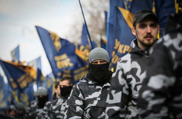 Конфронтация и насилие в Украине: как сказать очень много, не сказав ничего