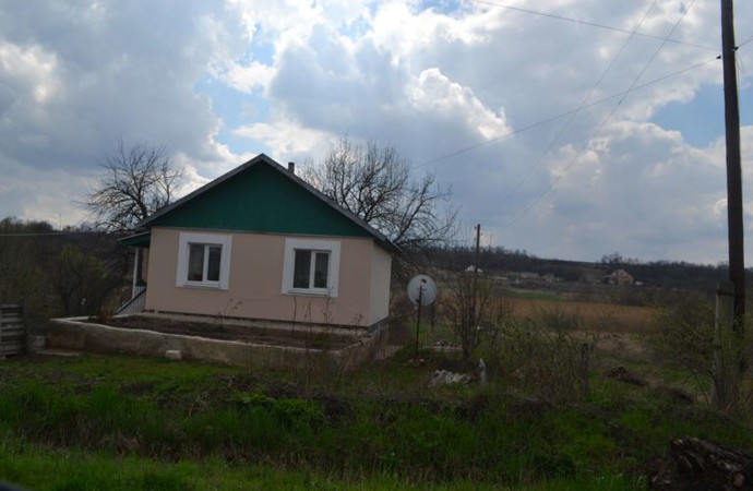 Відремонтований будинок на Донбасі