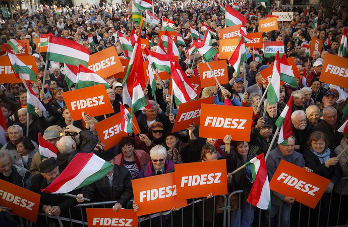 Прихильники Fidesz