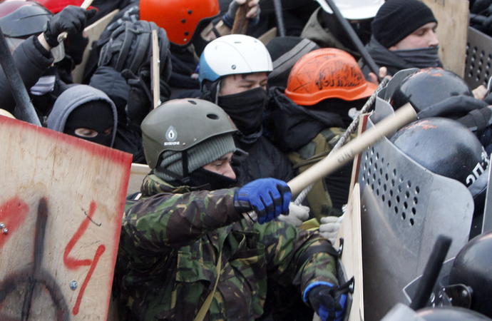 Участь крайніх правих у протестах Майдану: спроба систематичної оцінки