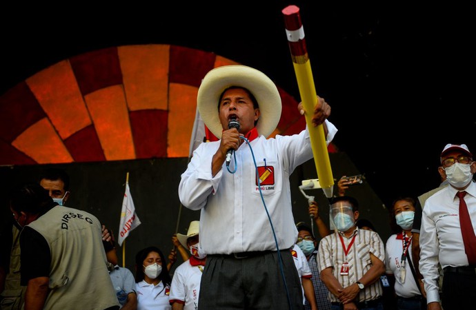 Вибори в Перу: чи можливий лівий поворот