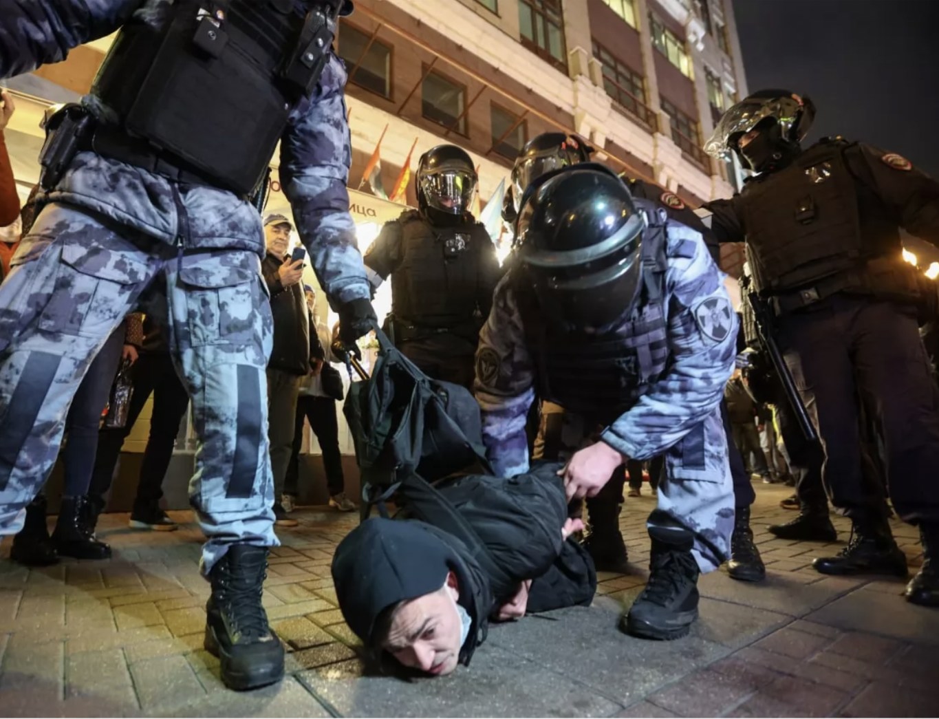 Что говорят про демобилизацию мобилизованных. Протесты против мобилизации в Москве. Протесты в Москве. Задержание протестующих.