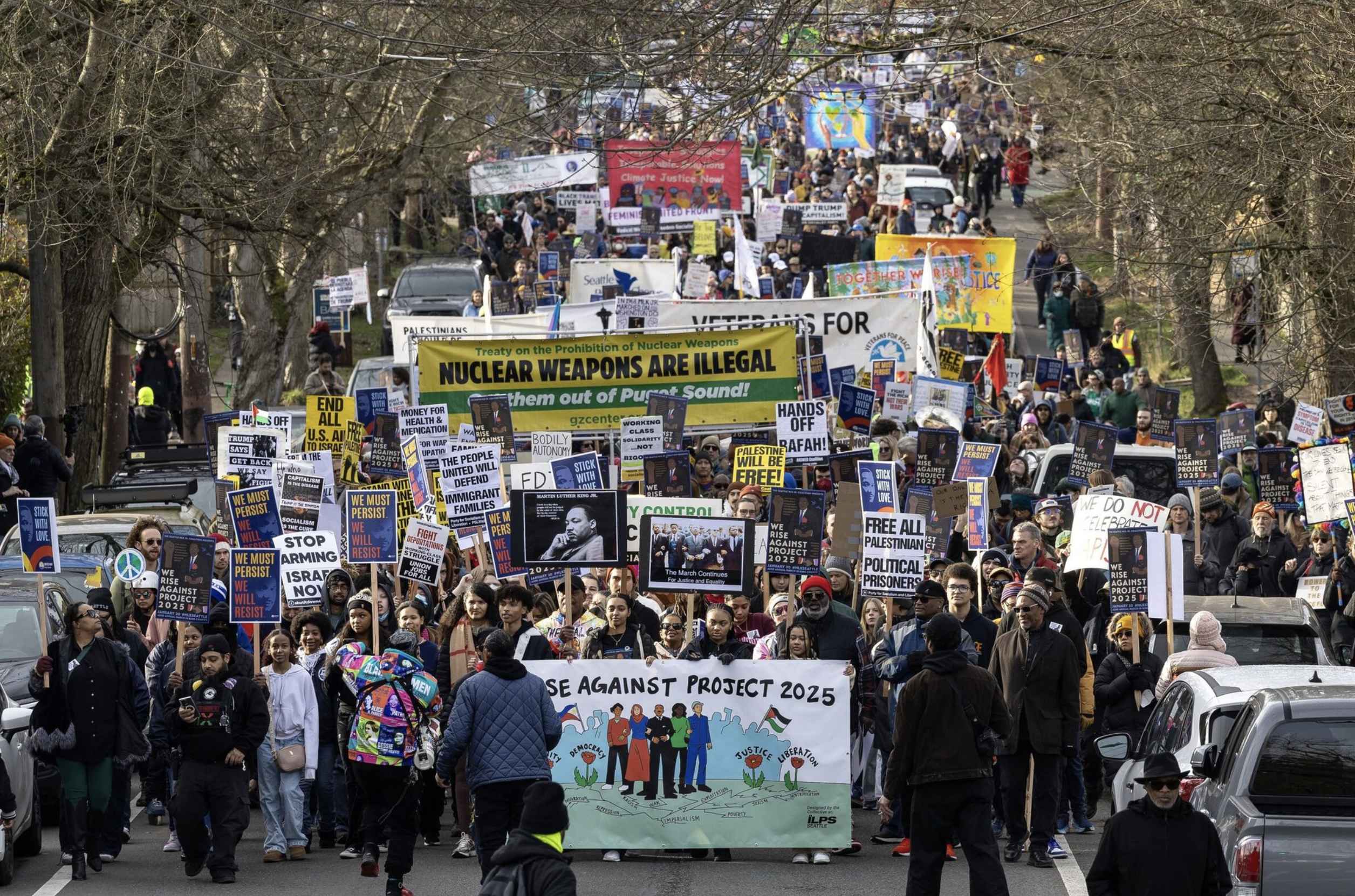 протести проти проєкту 2025