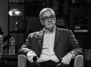 Мирослав Шкандрій